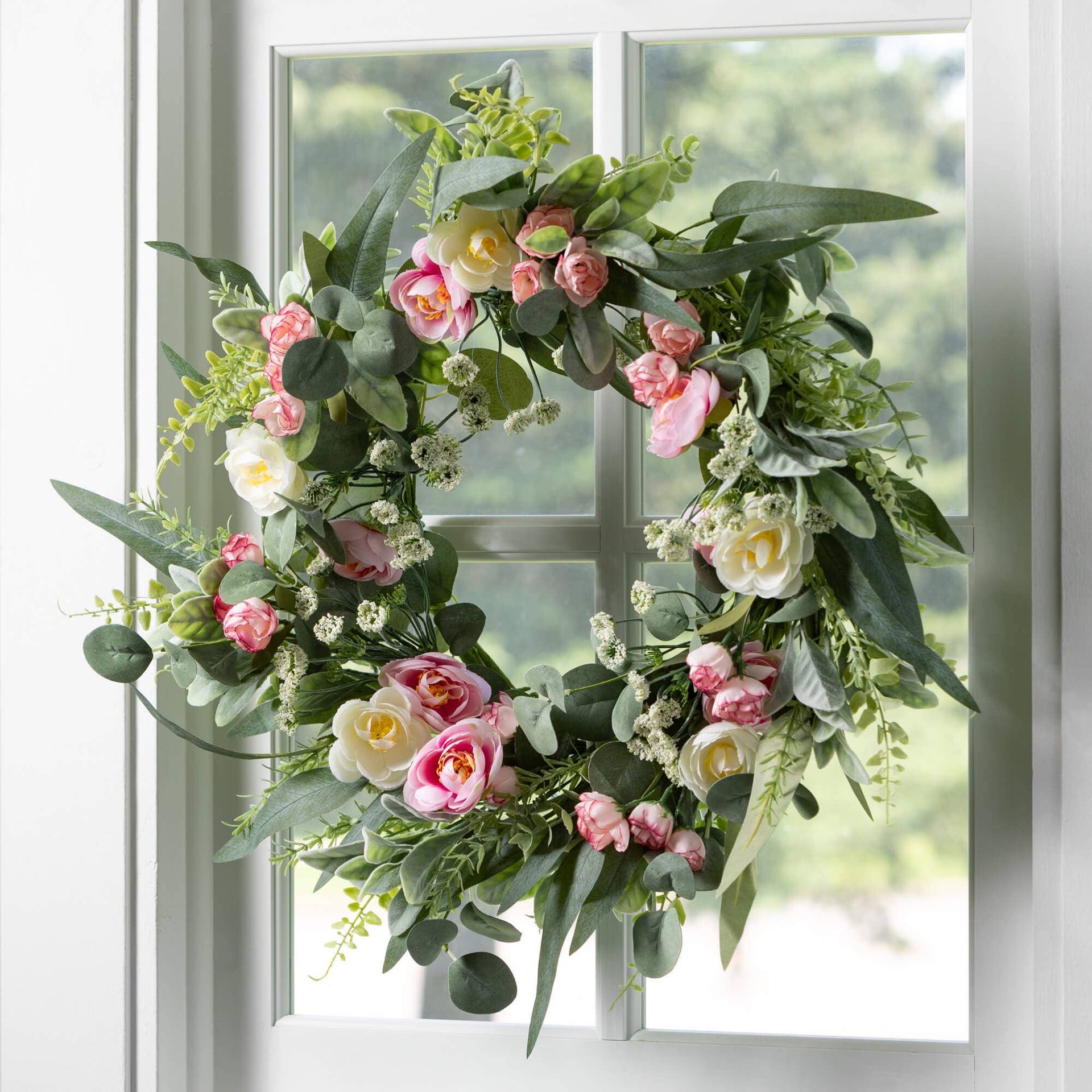 Ranunculus Mini Blossom Wreath Sullivans